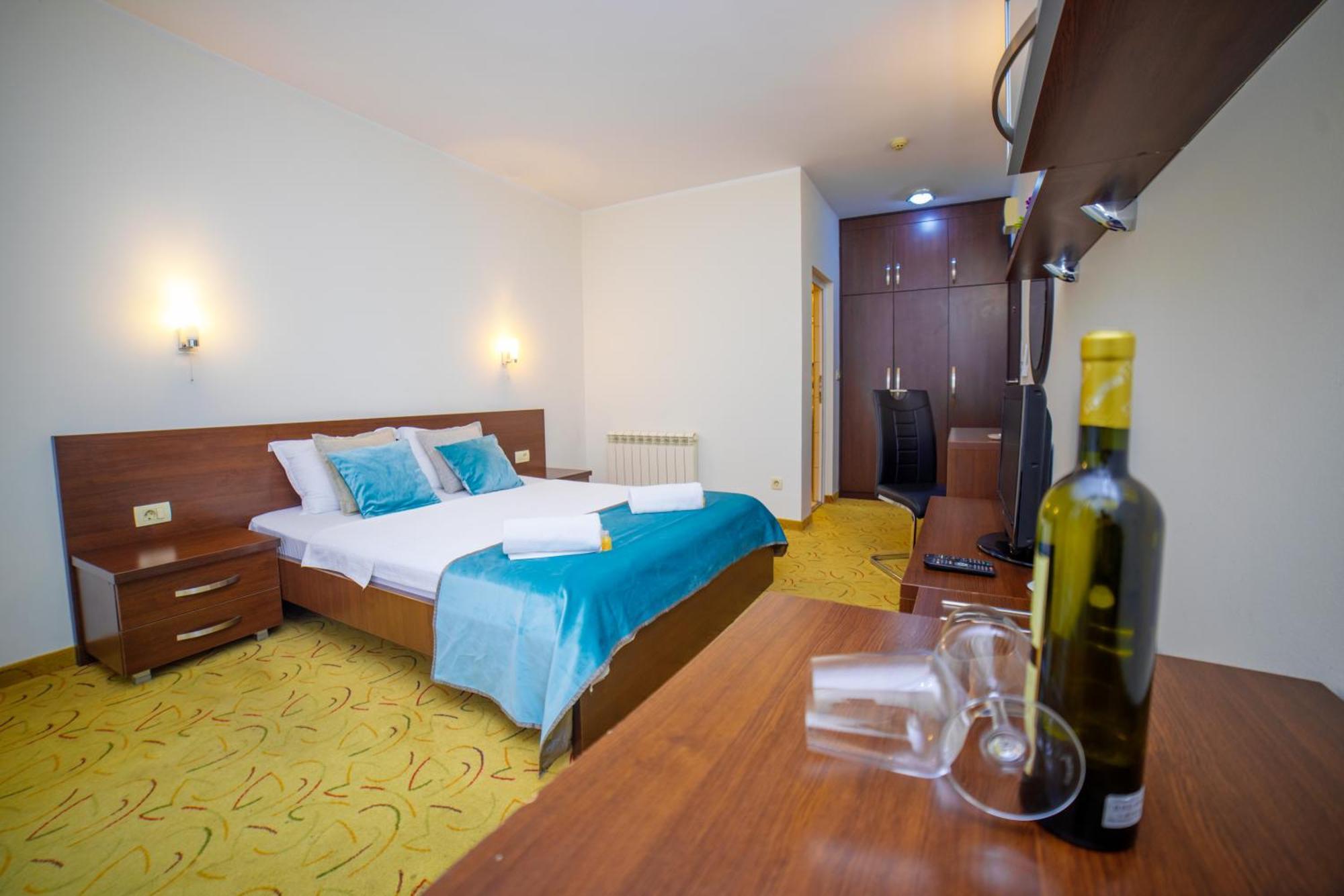 Hotel Odissey Jaz Budva Zewnętrze zdjęcie